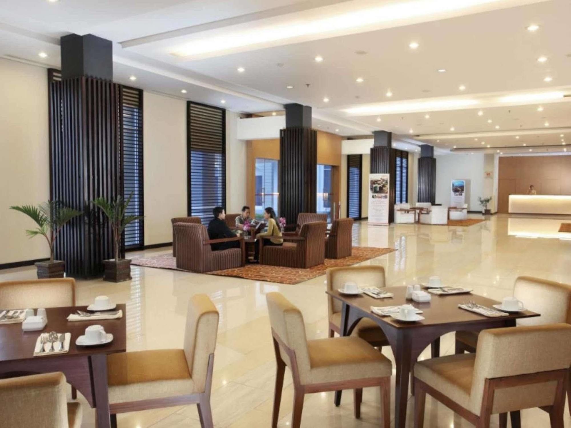 Swiss-Belinn Pangkalanbuun Zewnętrze zdjęcie
